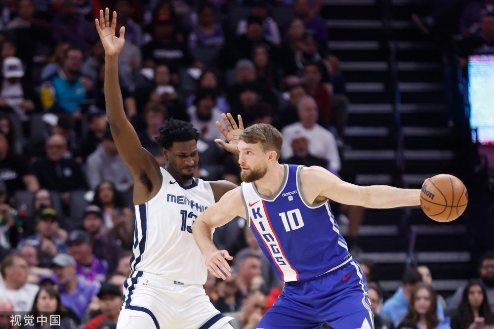 个赛季在引 个赛季在引