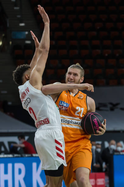 队公关层面 队公关层面